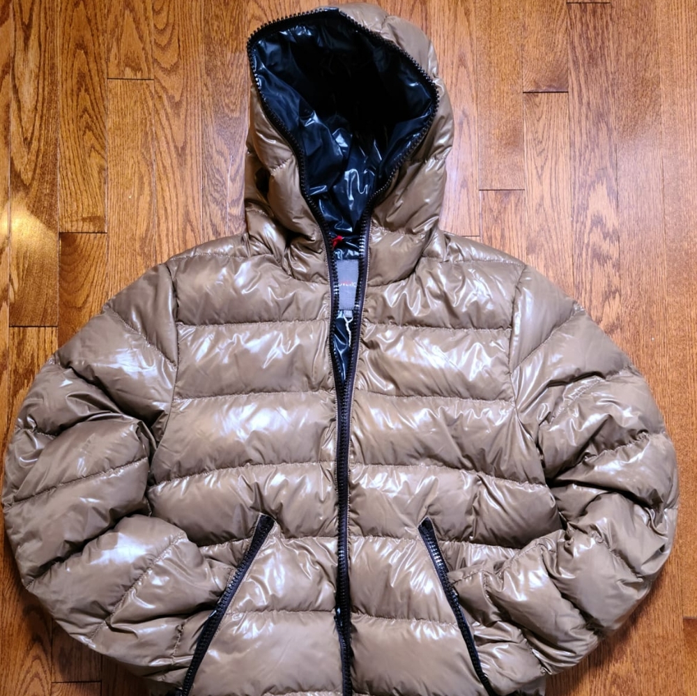 DUVETICA Men's Dionisio Shiny Nylon Jacket
